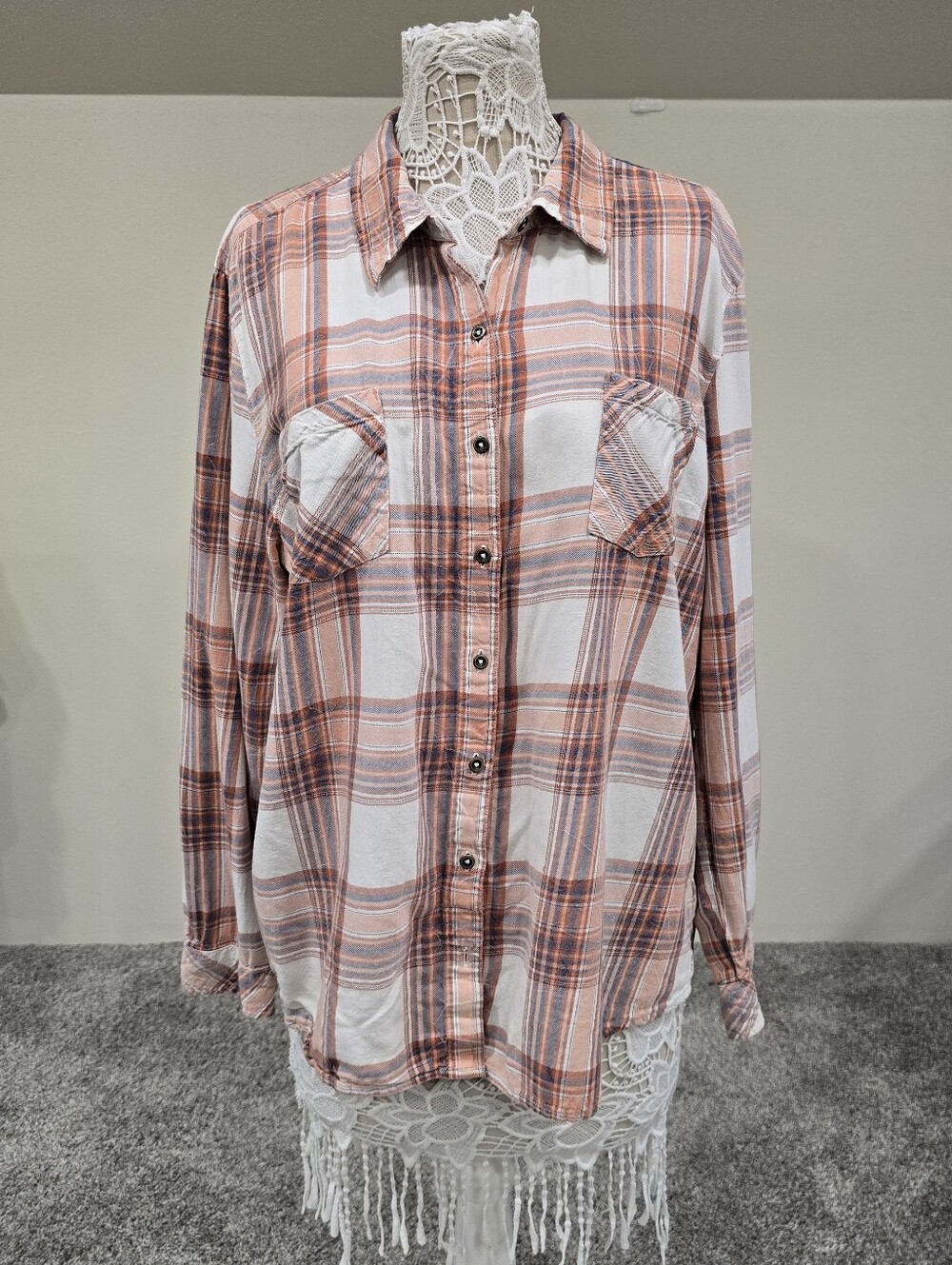 Naturals Peach/Tan & White Plaid Button-Up Shirt